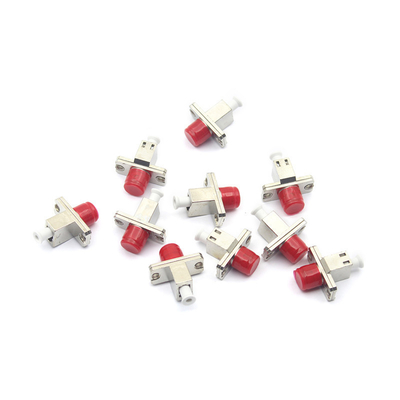 FTTH-apparatuur Metalen behuizing LC UPC naar FC UPC Glasvezel Simplex Adapter met flenster