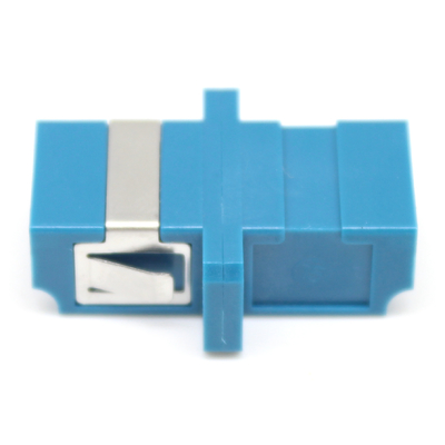 Een stuk FTTX-vezelkabelconnector met flens CATV systeem