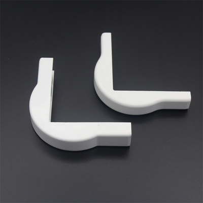 FTTH Wall Tube Glasvezel Bedrading Plastic Buighoek in Wit met Clip Connector