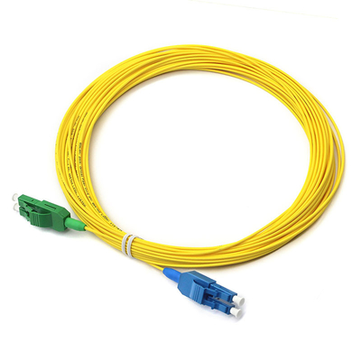 Versatile glasvezel patch cord LC APC naar LC UPC SM Uniboot G652D voor hoge snelheid data-overdracht