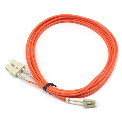 High-Performance Duplex Fiber Optic Patch Cord LC PC naar SC PC