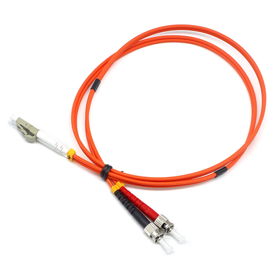 OM1 Fiber Optic Patch Cord FTTH CE-gecertificeerde APC Single Mode
