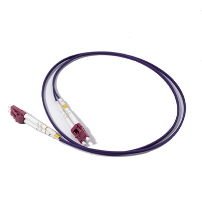 Purper LC UPC tot LC UPC Duplex Patch Cord Optische vezels MM, OM4, 3,0 mm